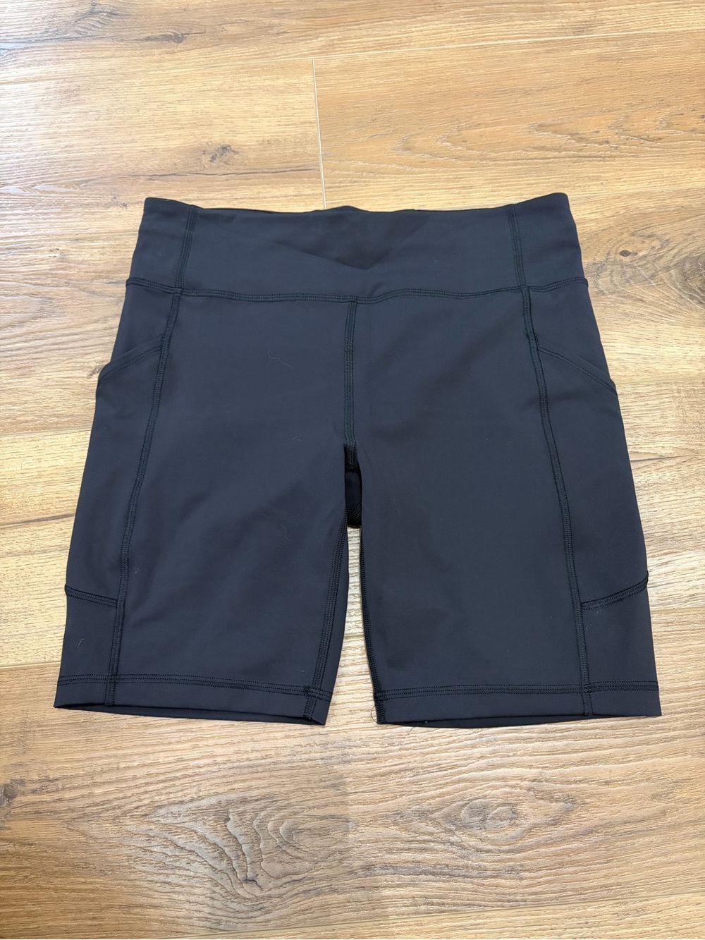 Lululemon 8” Short